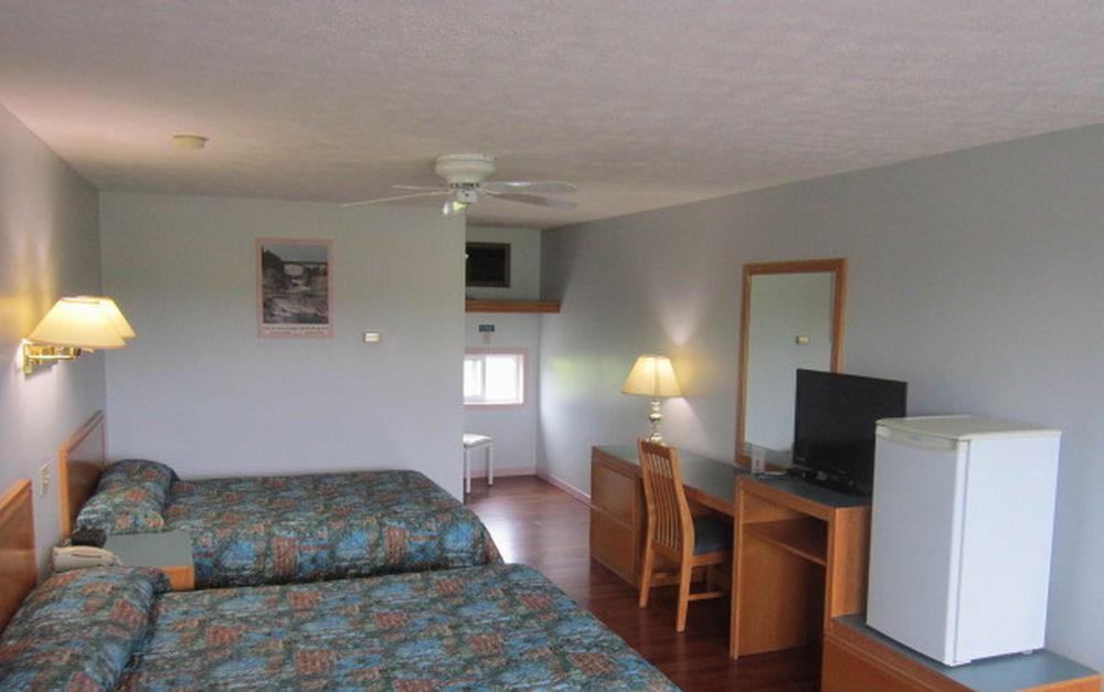Travelodge By Wyndham Grand Falls Luaran gambar